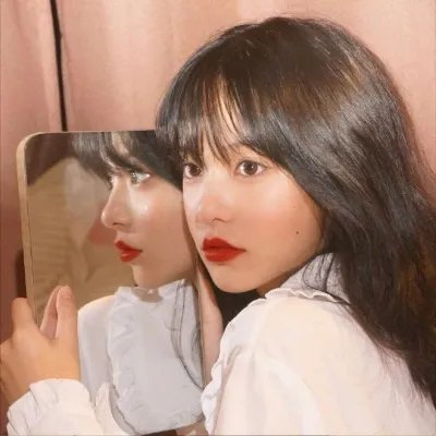 北极百货的秋乃小姐封面